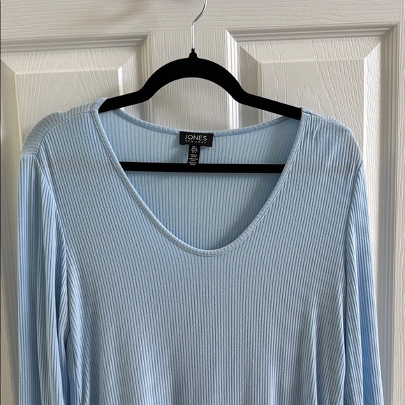 ❤️Jones New York Blue Relaxed Top - Picture 3 of 5